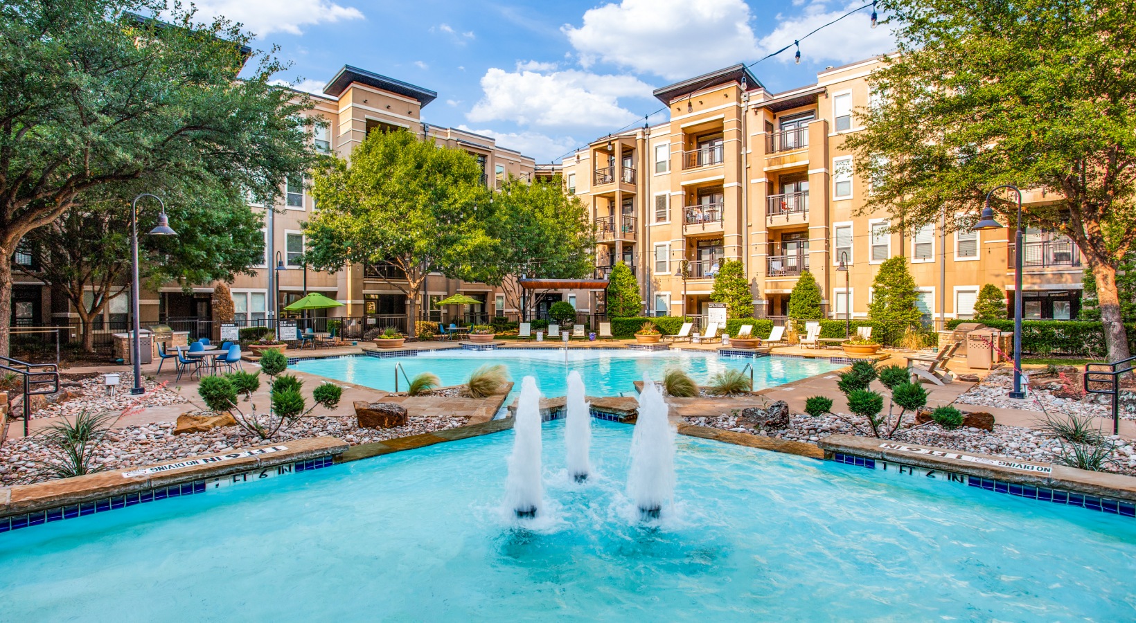 the pool at The  Franklin at Samuels Ave